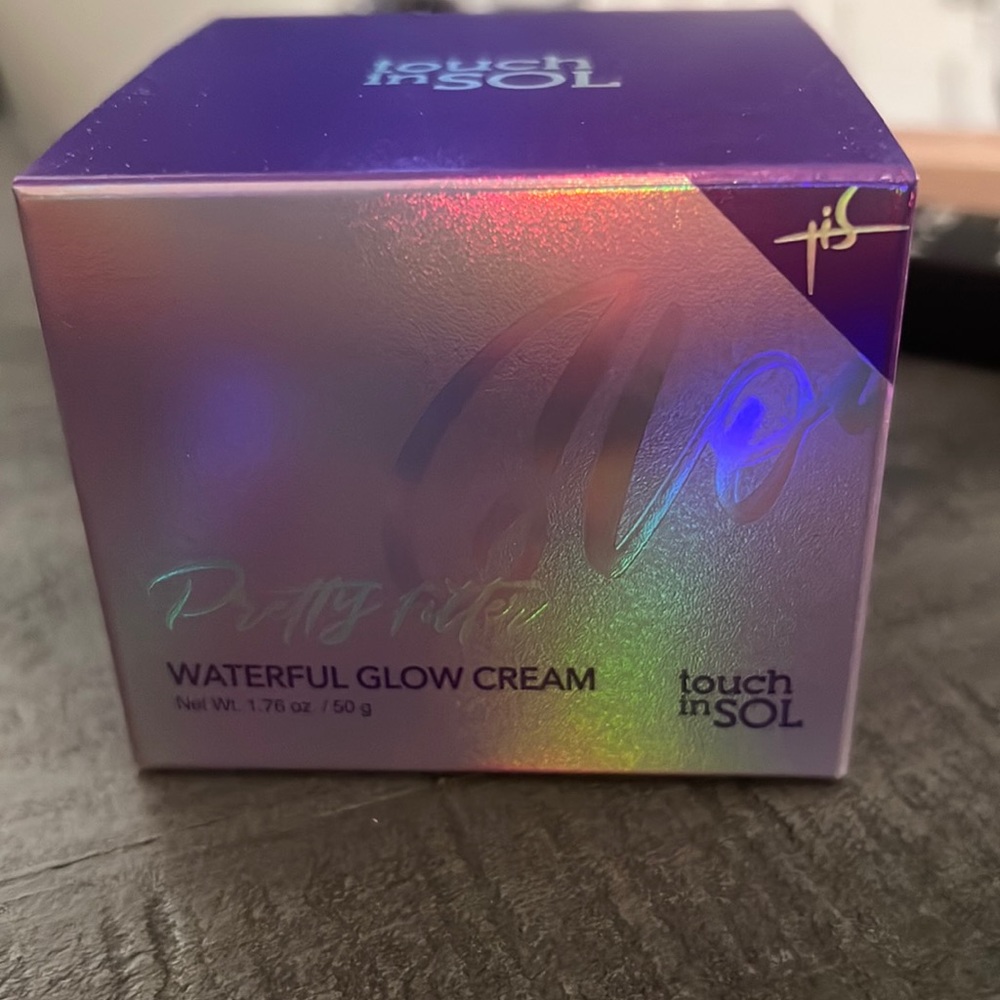 Touch in SOL pretty filter glow cream